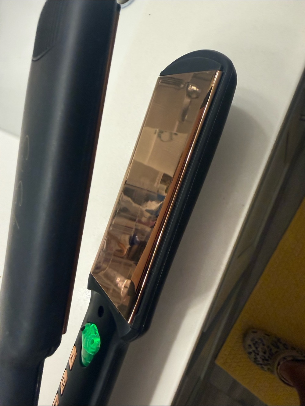 Sir Salon Pro Flat Iron / Hair Straightener - Rose Gold & Black